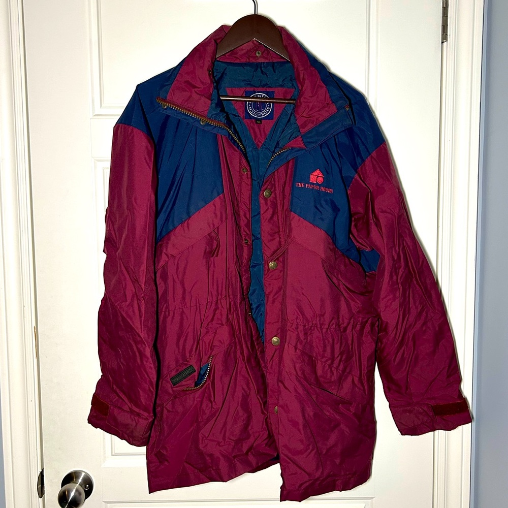 US Medium Stormtech burgundy/navy jacket
